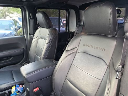 Used 2021 Jeep Gladiator Overland w/ Popular Equipment Package image 15