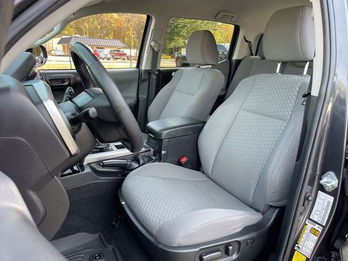 Certified 2023 Toyota Tacoma SR5 image 19