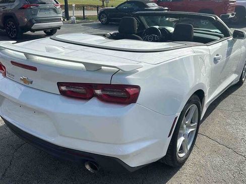 Used 2021 Chevrolet Camaro LT image 35