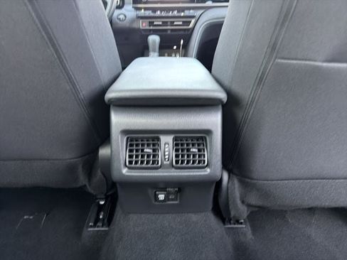 Used 2025 Toyota Camry LE FWD image 20