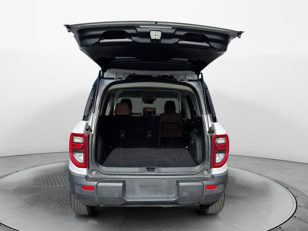 Used 2025 Ford Bronco Sport Outer Banks AWD/4WD image 8