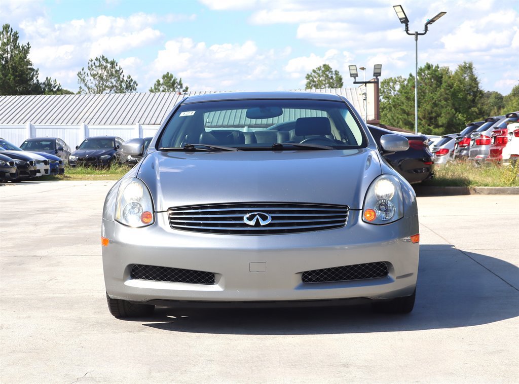 Used 2005 INFINITI G35 Coupe w/ (P01) Premium Pkg RWD image 2