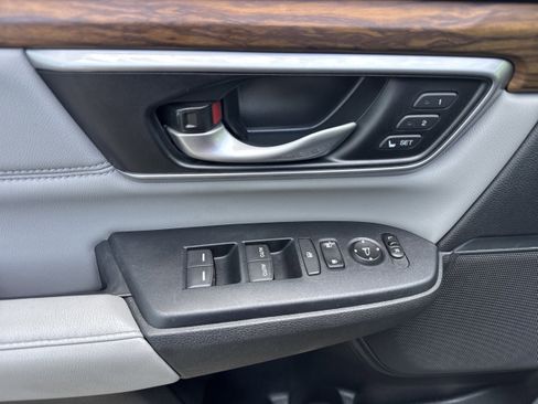Used 2018 Honda CR-V EX-L image 9