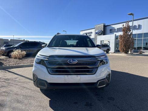 Used 2025 Subaru Forester Limited w/ Popular Package #2 image 14