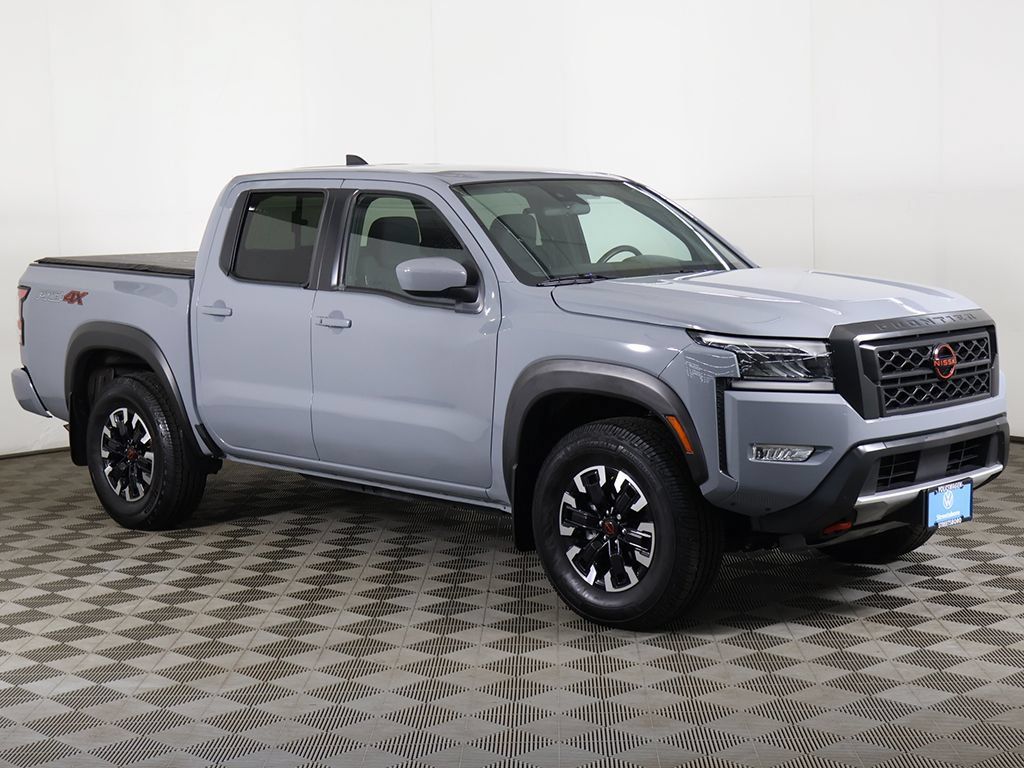 Used 2024 Nissan Frontier PRO-4X w/ Technology Package AWD/4WD image 2