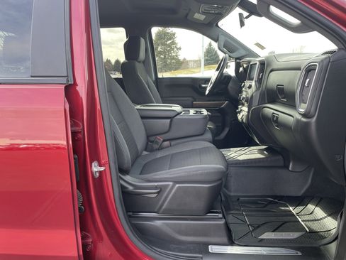 Used 2019 Chevrolet Silverado 1500 LT w/ All-Star Edition image 17