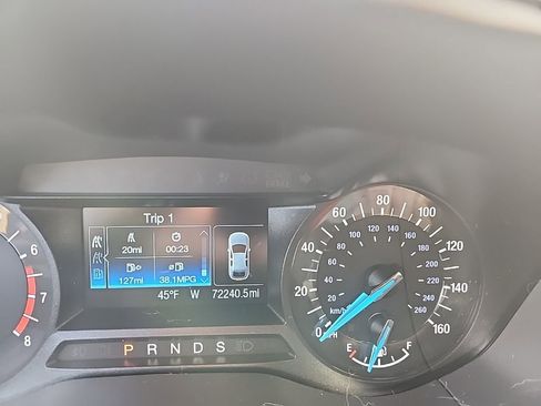 Used 2015 Ford Fusion SE w/ Equipment Group 202A image 18