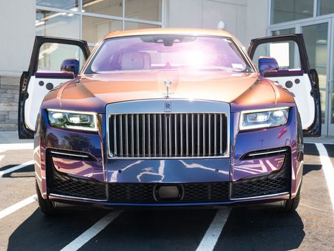 Used 2022 Rolls-Royce Ghost w/ Ghost Package AWD/4WD image 4