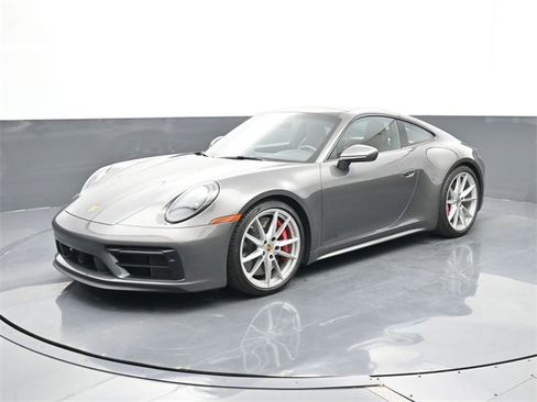 Used 2022 Porsche 911 Carrera 4 GTS image 1