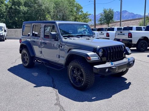 Used 2023 Jeep Wrangler Unlimited w/ Cold Weather Group AWD/4WD image 11