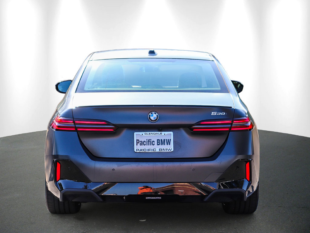 Certified 2024 BMW 530i w/ M Sport Package RWD image 5