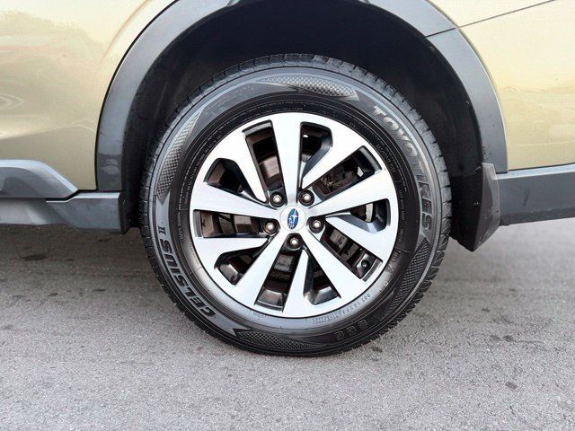 Used 2022 Subaru Outback Premium AWD/4WD image 27