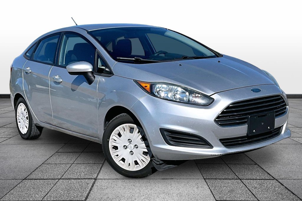 Used 2014 Ford Fiesta S FWD image 2