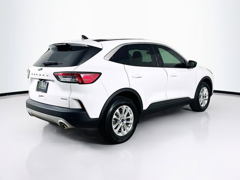 Used 2022 Ford Escape SE AWD/4WD image 9