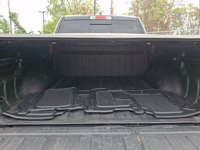 Used 2020 RAM 1500 Limited w/ Black Appearance Package AWD/4WD image 30