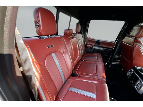 Used 2019 Ford F150 Platinum w/ Equipment Group 701A Luxury AWD/4WD image 22