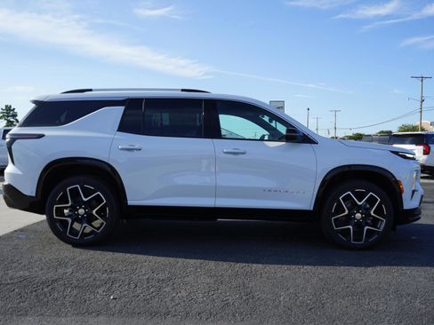 New 2026 Chevrolet Traverse High Country image 6