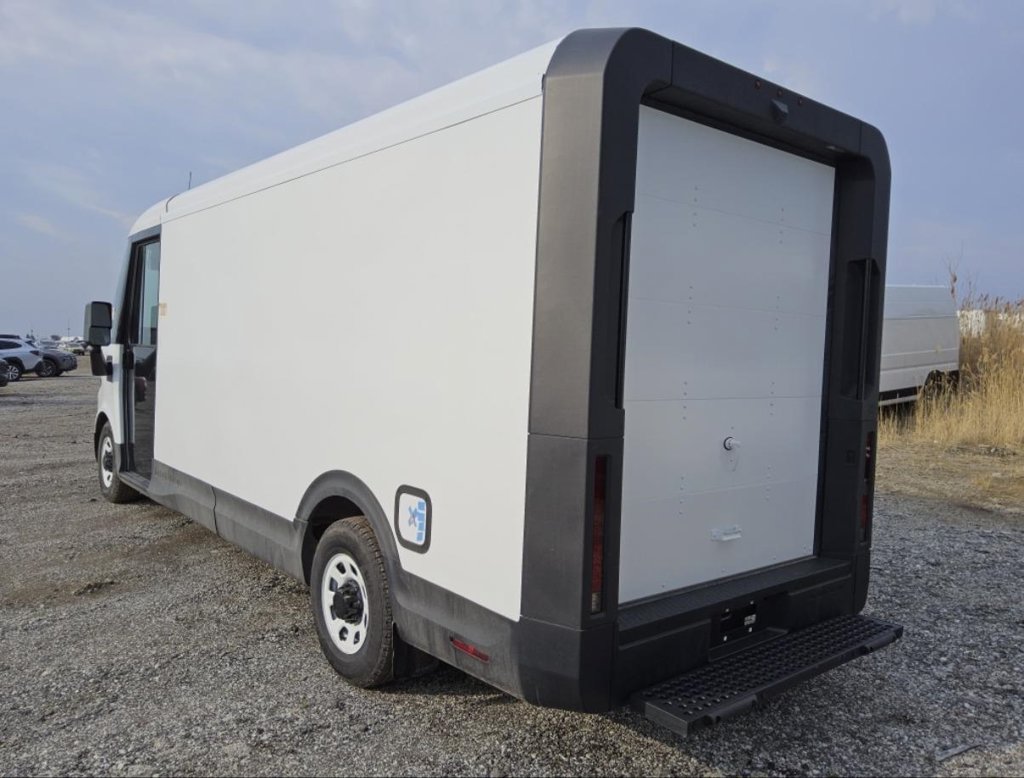 Used 2024 Chevrolet Brightdrop 600 w/ Commercial Equipment Package AWD/4WD image 6