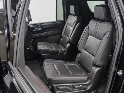 Used 2021 Chevrolet Suburban RST w/ Luxury Package AWD/4WD image 23