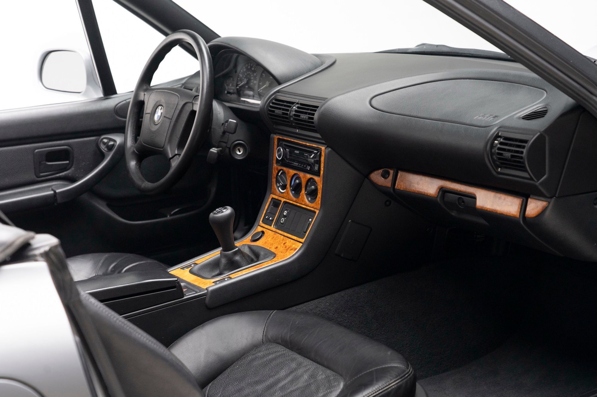 Used 1997 BMW Z3 1.9 RWD image 38