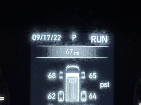 Used 2025 RAM ProMaster 2500 w/ Convenience Group image 26