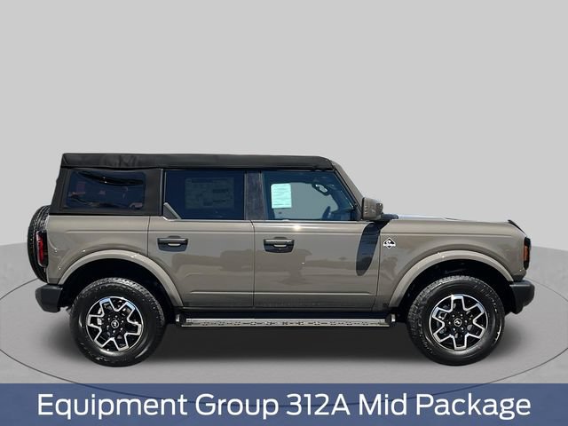 New 2026 Ford Bronco Outer Banks AWD/4WD image 2