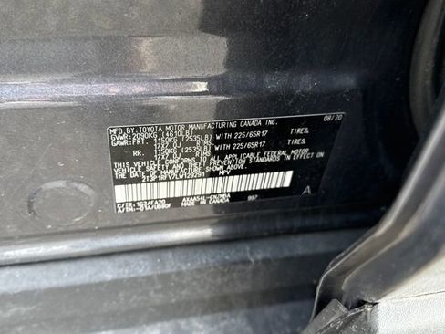 Used 2020 Toyota RAV4 XLE image 24