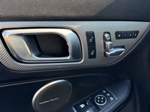 Used 2017 Mercedes-Benz SLC 300 w/ Premium 1 Package image 20