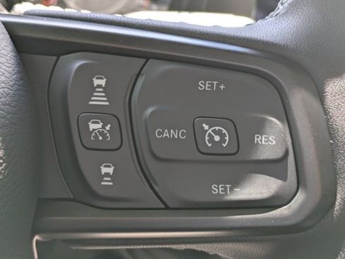 New 2025 Jeep Gladiator Mojave w/ Convenience Group image 22