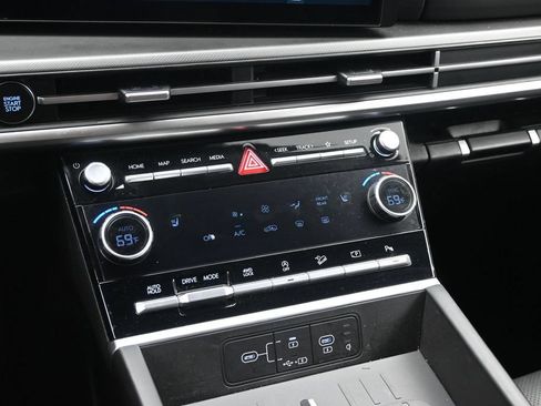 Certified 2026 Hyundai Santa Fe SEL AWD/4WD image 18