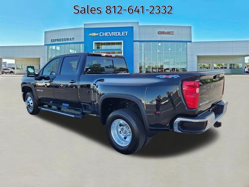 Used 2026 Chevrolet Silverado 3500 LT w/ Safety Package AWD/4WD image 5