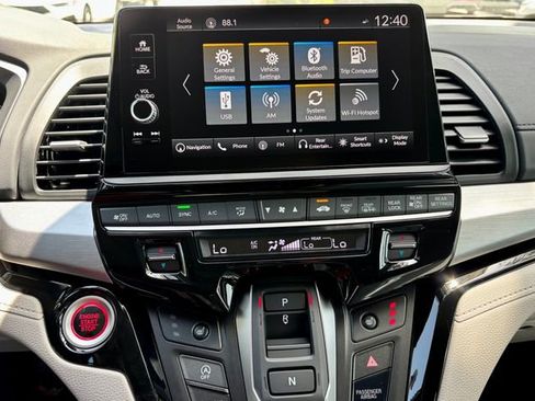 New 2026 Honda Odyssey Touring image 20
