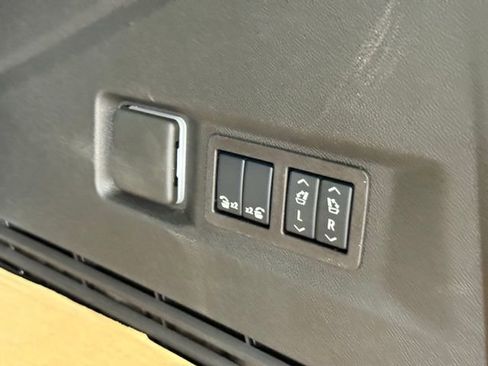 New 2026 Chevrolet Tahoe Premier image 7