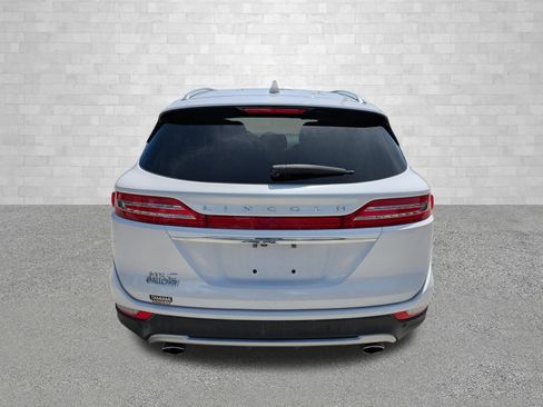 Used 2019 Lincoln MKC Select w/ Select Plus Package FWD image 3