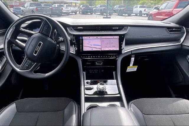 New 2026 Jeep Grand Cherokee Altitude AWD/4WD image 5