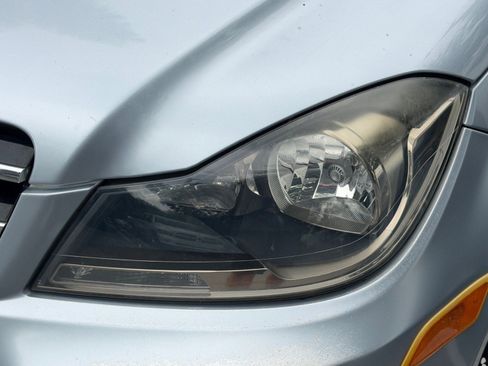 Used 2014 Mercedes-Benz C 250 Sedan image 33