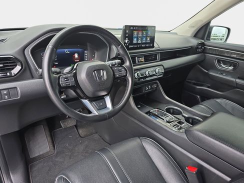 Used 2023 Honda Pilot Elite image 19