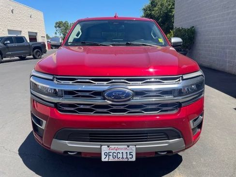 Used 2022 Ford Expedition Max Platinum AWD/4WD image 2