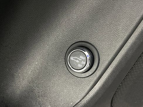 Used 2019 Chevrolet Blazer Premier w/ Driver Confidence II Package image 31