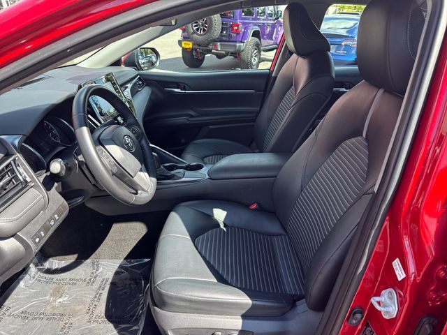 Used 2021 Toyota Camry SE FWD image 14