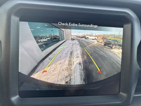 Used 2023 Jeep Wrangler Unlimited Sahara image 26