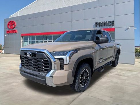 New 2026 Toyota Tundra SR5 AWD/4WD image 8