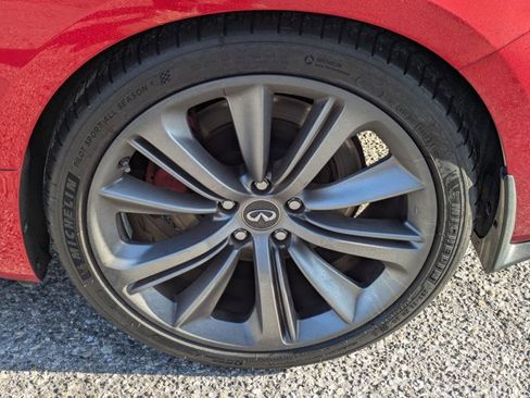 Used 2018 INFINITI Q60 Red Sport 400 w/ Pro Active Package image 7