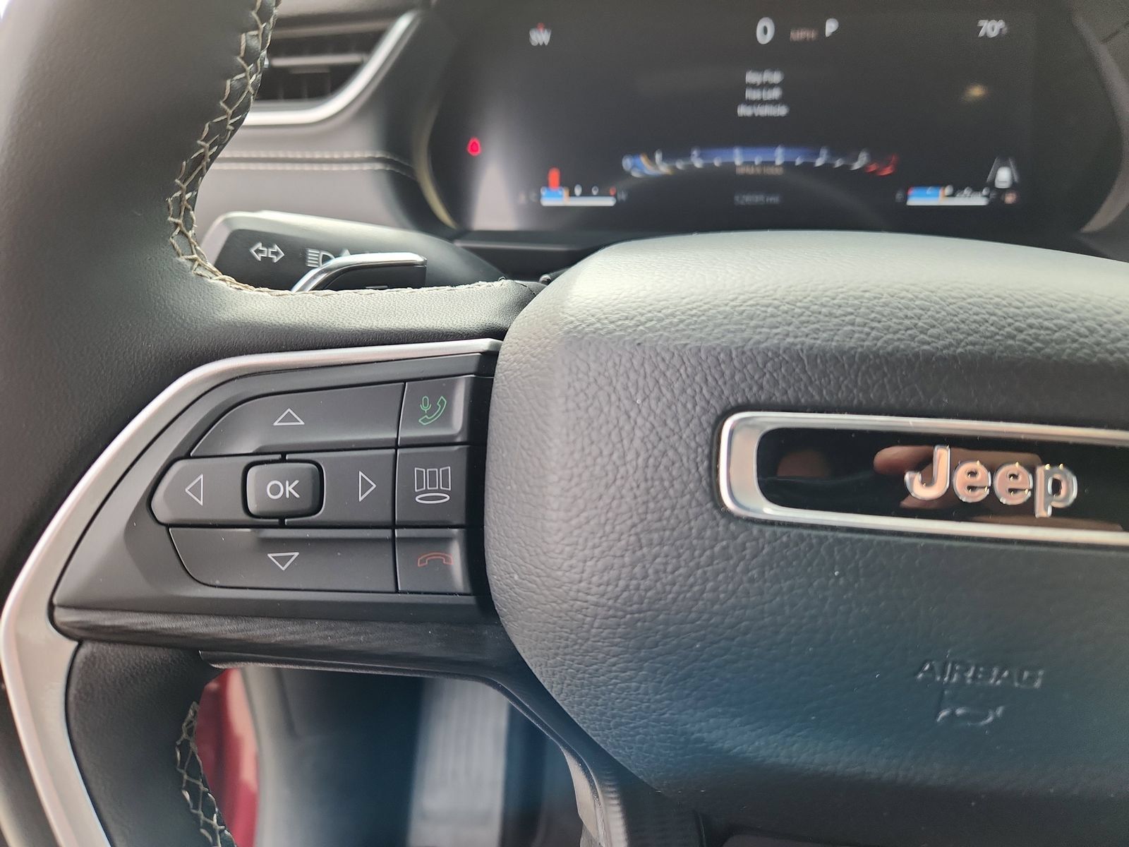Used 2024 Jeep Grand Cherokee Altitude AWD/4WD image 20