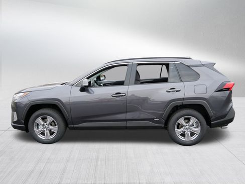 Certified 2025 Toyota RAV4 XLE image 4