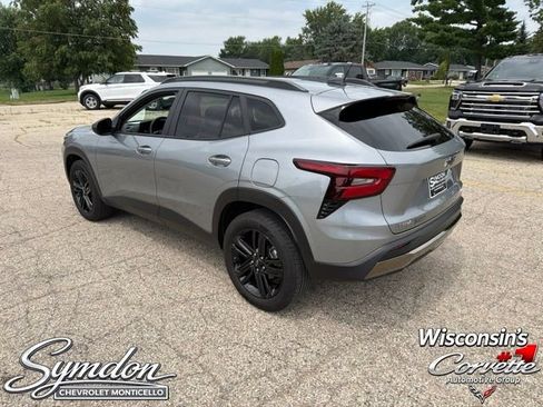 Used 2025 Chevrolet Trax ACTIV w/ Driver Confidence Package FWD image 6
