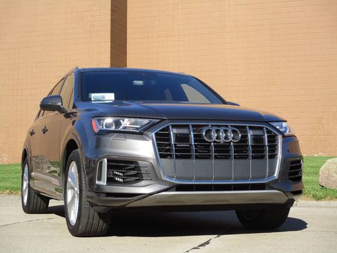 Used 2021 Audi Q7 3.0T Premium Plus w/ Executive Package AWD/4WD image 10