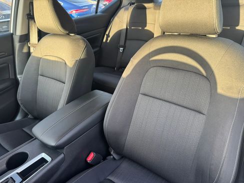 Used 2024 Nissan Altima 2.5 S image 14