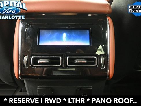 Used 2025 Lincoln Aviator Reserve w/ Illumination Package RWD image 12