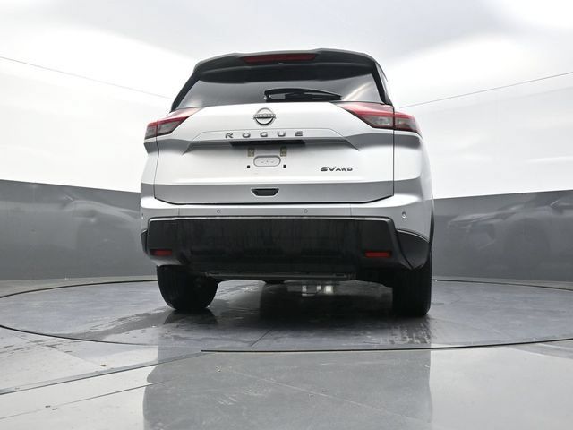 Used 2024 Nissan Rogue SV AWD/4WD image 36